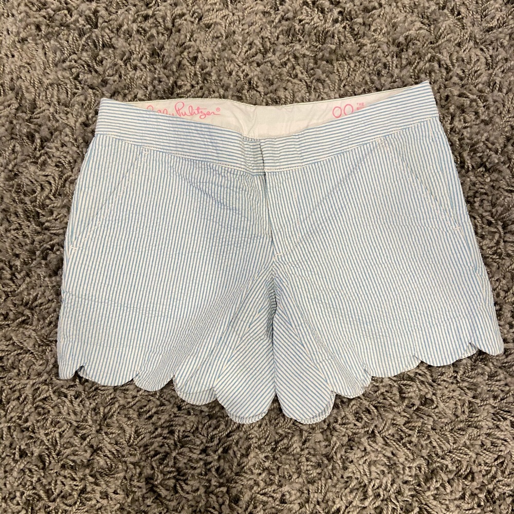 Lilly Pulitzer seersucker scalloped shorts